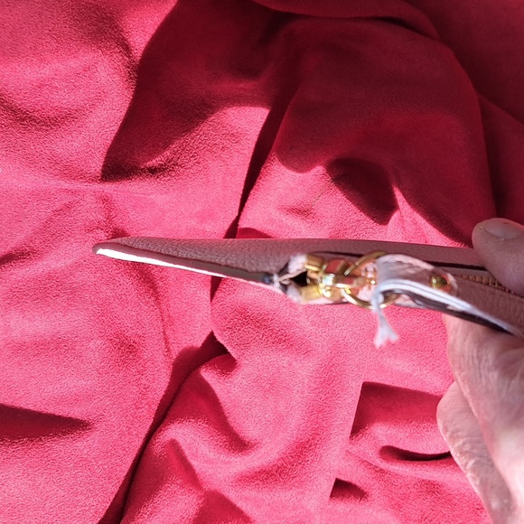 🥰Michael Kors Beautiful Soft Pink Leather Large Wristlet Excellent Used Cond. - Picture 5 of 6